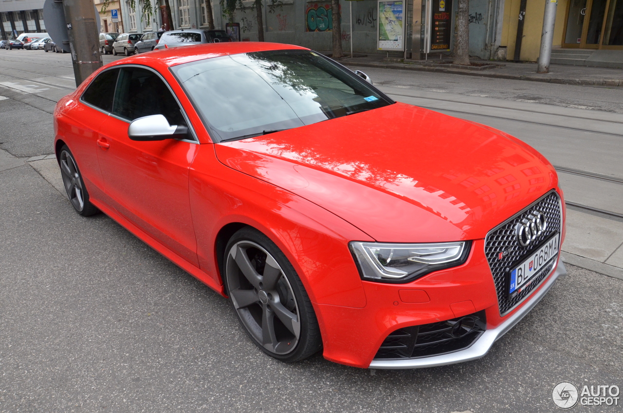 Audi RS5 B8 2012