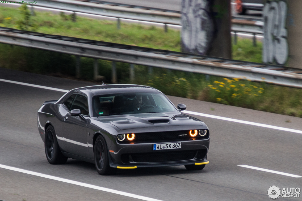 Dodge Challenger SRT Hellcat