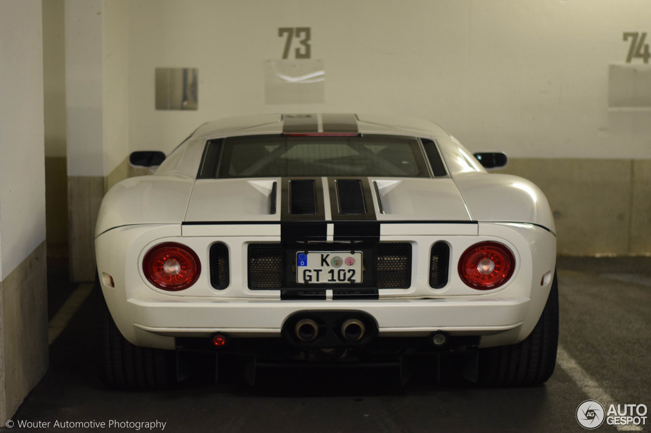 Ford GT