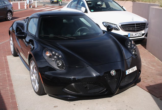 Alfa Romeo 4C Coupé