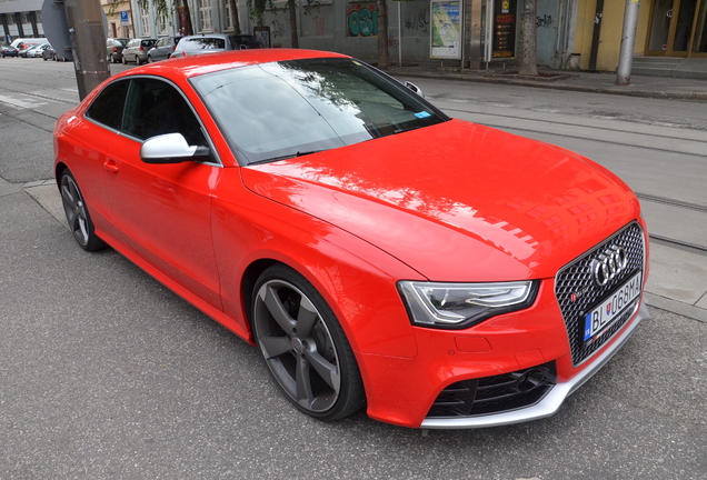 Audi RS5 B8 2012