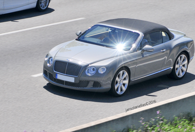 Bentley Continental GTC 2012