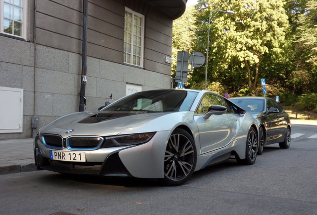 BMW i8