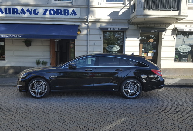 Mercedes-Benz CLS 63 AMG X218 Shooting Brake