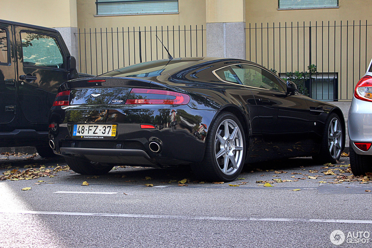 Aston Martin V8 Vantage