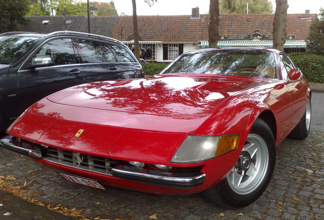 Ferrari 365 GTB/4 Daytona