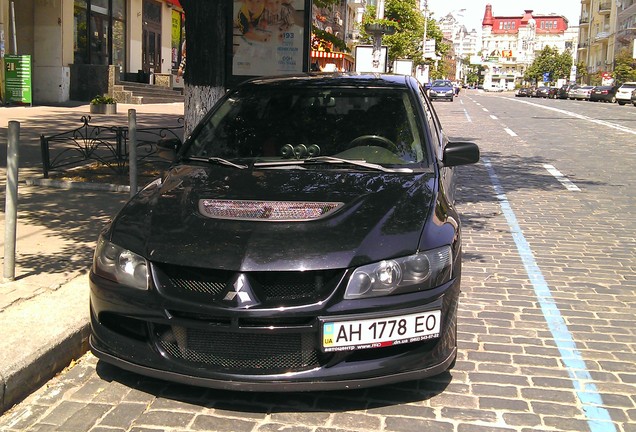 Mitsubishi Lancer Evolution IX