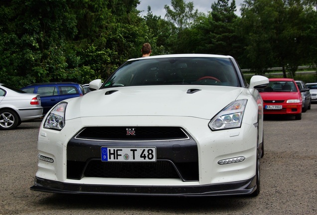 Nissan GT-R 2014