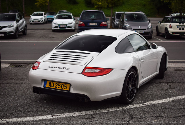 Porsche 997 Carrera GTS