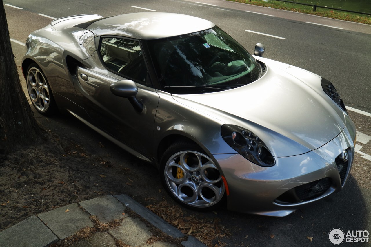 Alfa Romeo 4C Coupé