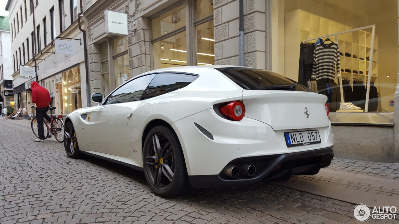 Ferrari FF