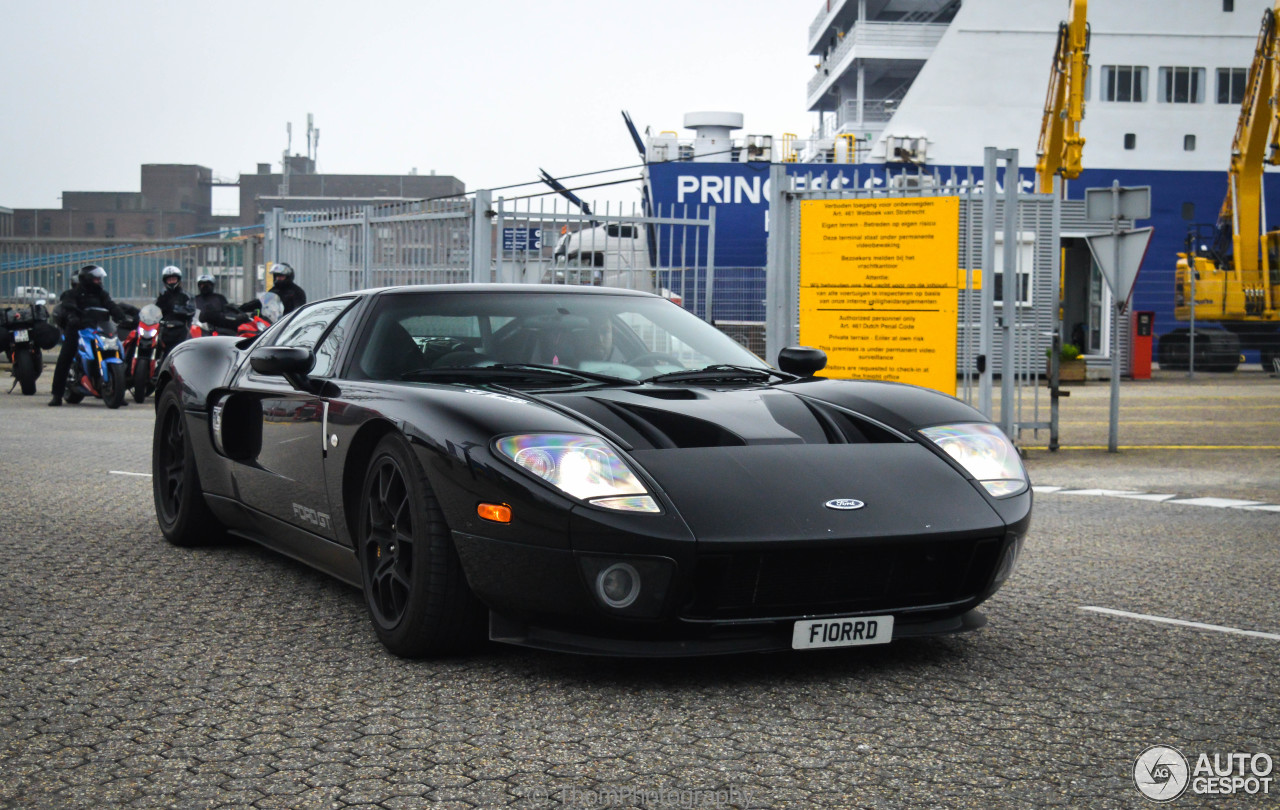 Ford GT