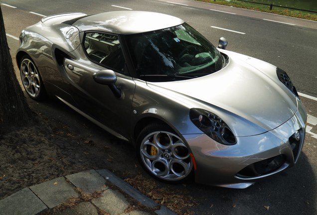 Alfa Romeo 4C Coupé