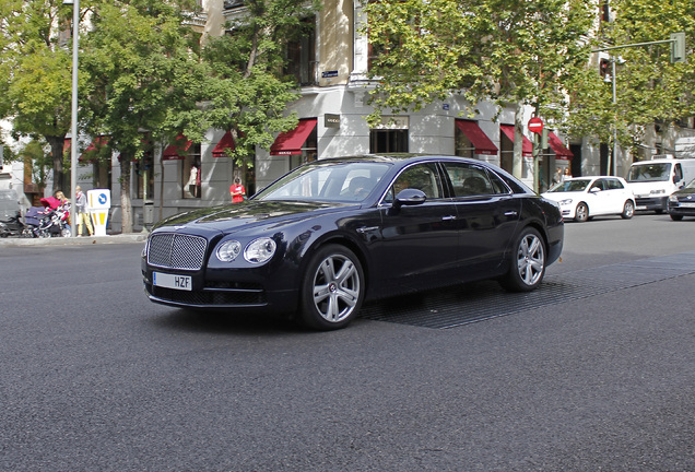 Bentley Flying Spur V8