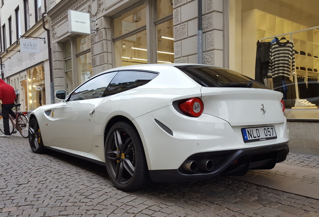 Ferrari FF