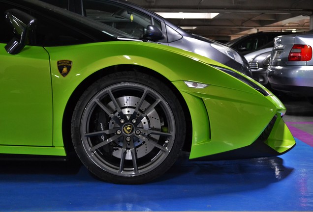 Lamborghini Gallardo LP570-4 Spyder Performante