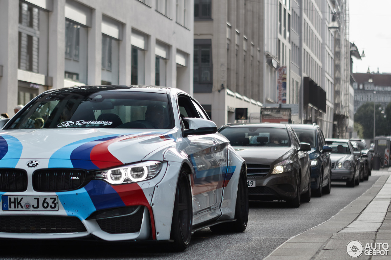 BMW M4 F82 Coupé Liberty Walk Widebody