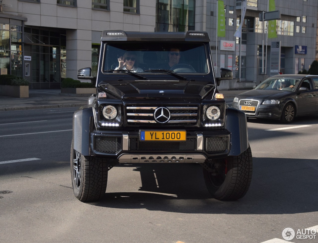 Mercedes-Benz G 500 4X4²