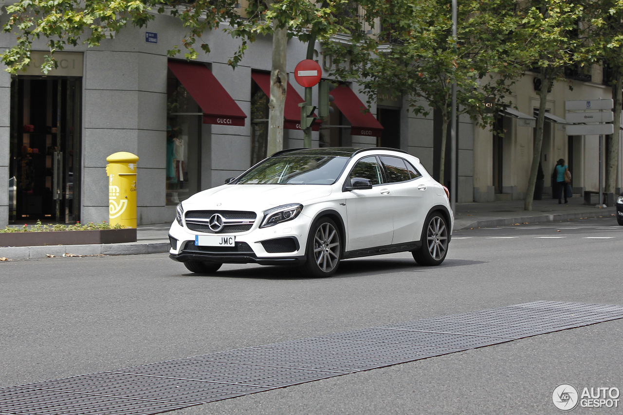 Mercedes-Benz GLA 45 AMG X156