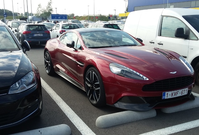 Aston Martin Vanquish 2013