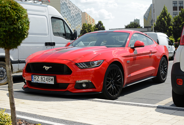 Ford Mustang GT 2015