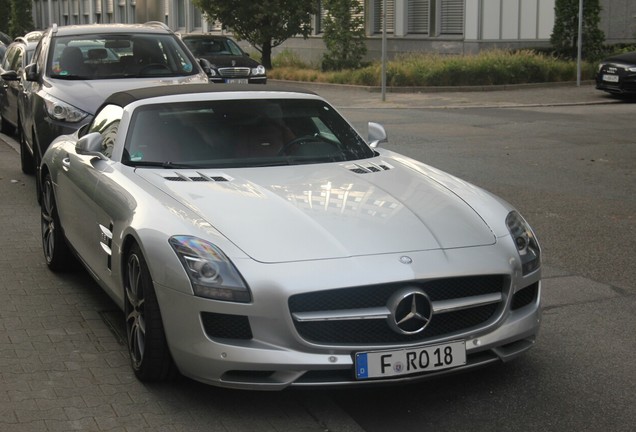 Mercedes-Benz SLS AMG Roadster