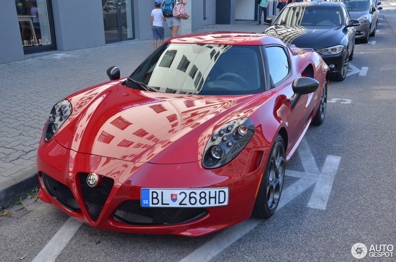 Alfa Romeo 4C Coupé