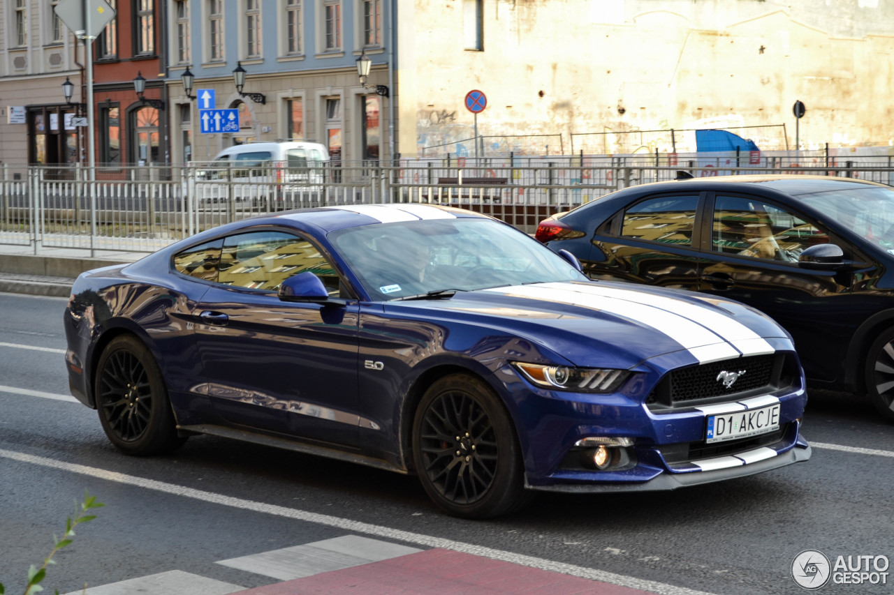 Ford Mustang GT 2015