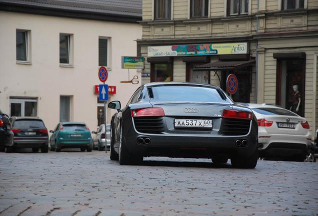 Audi R8