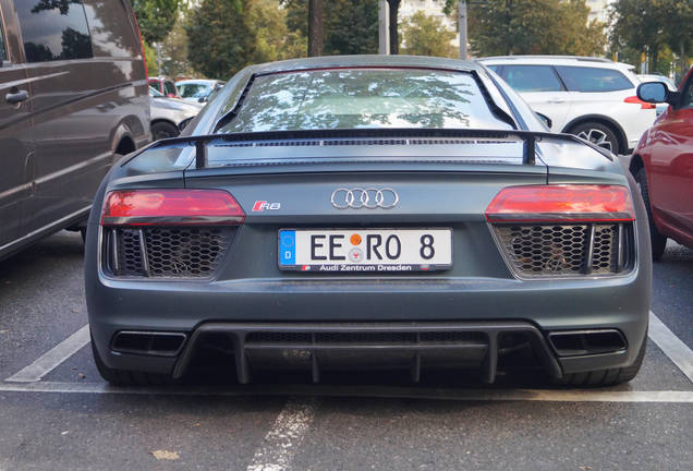 Audi R8 V10 Plus 2015