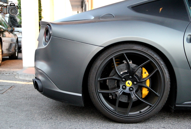 Ferrari F12berlinetta Novitec Rosso