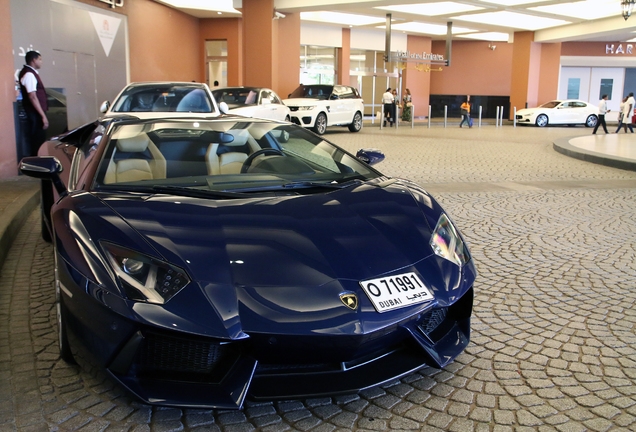 Lamborghini Aventador LP700-4 Roadster