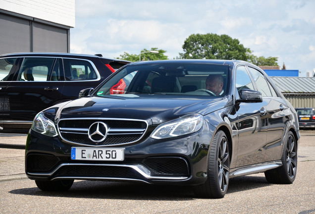 Mercedes-Benz E 63 AMG S W212