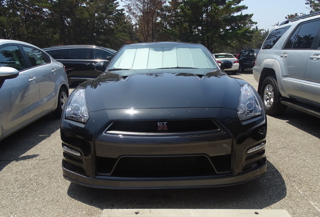 Nissan GT-R 2011