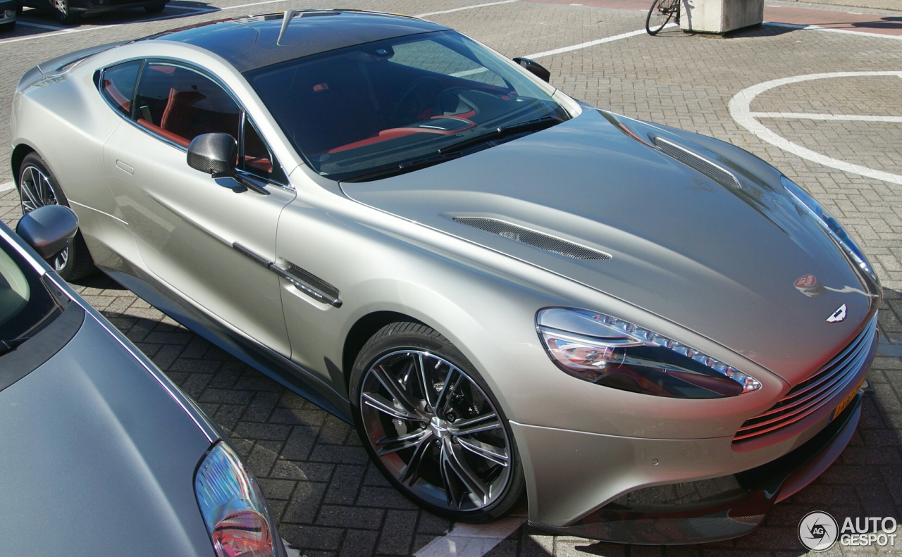 Aston Martin Vanquish 2013