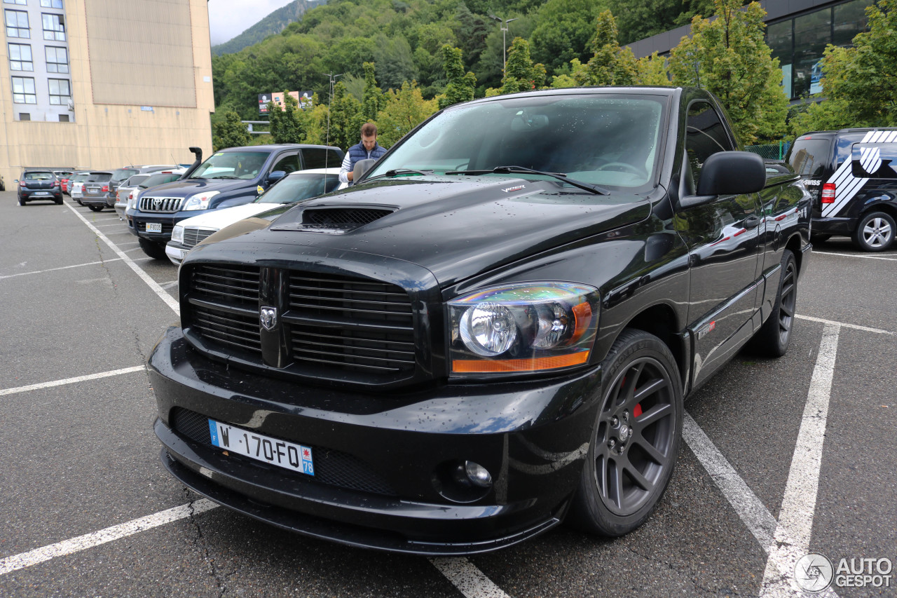 Dodge RAM SRT-10 Night Runner