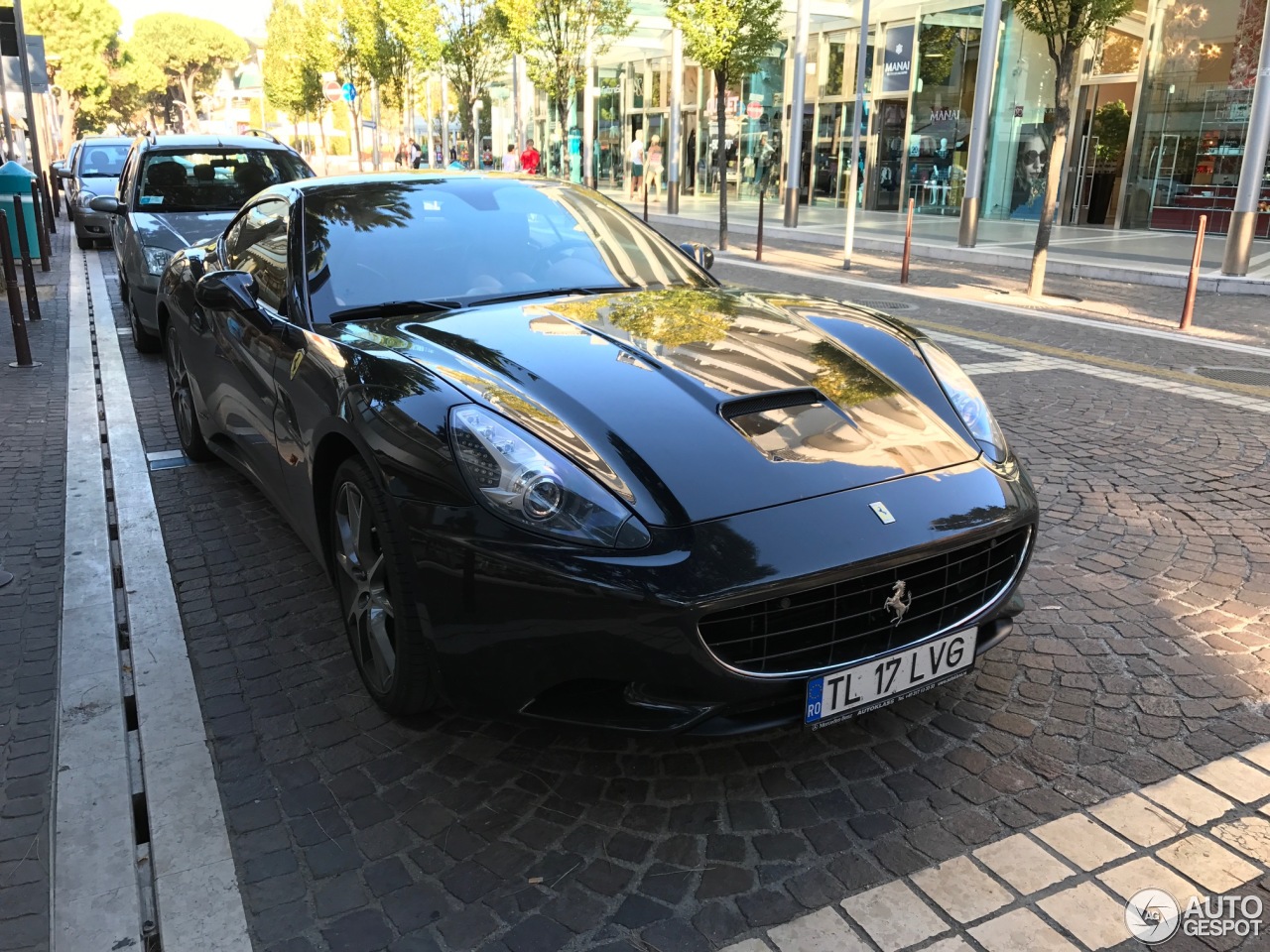 Ferrari California