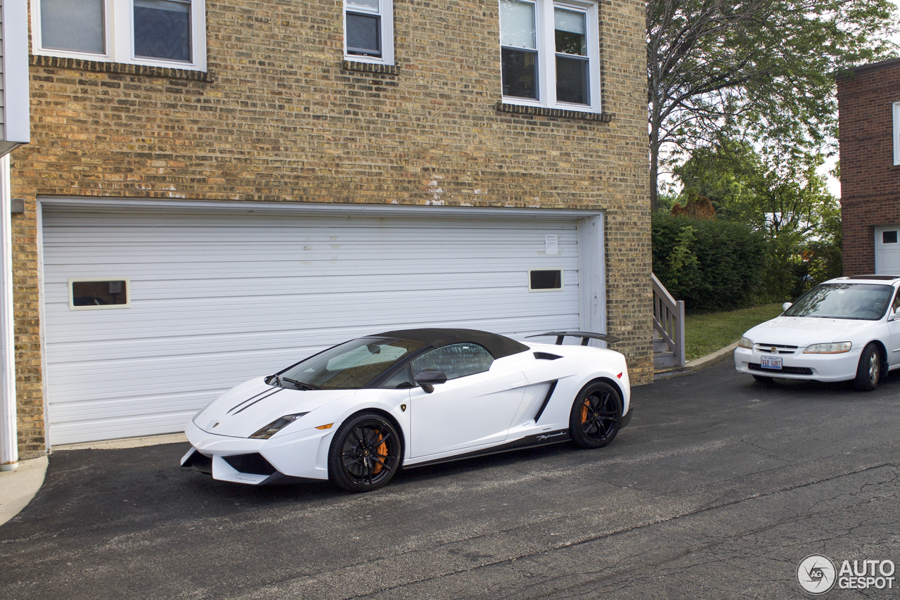 Lamborghini Gallardo LP570-4 Spyder Performante