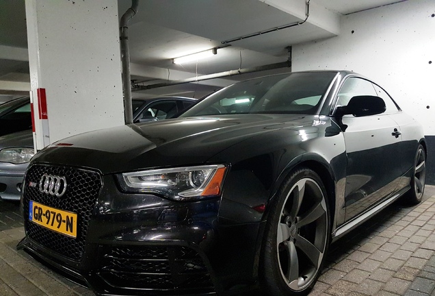 Audi RS5 B8 2012