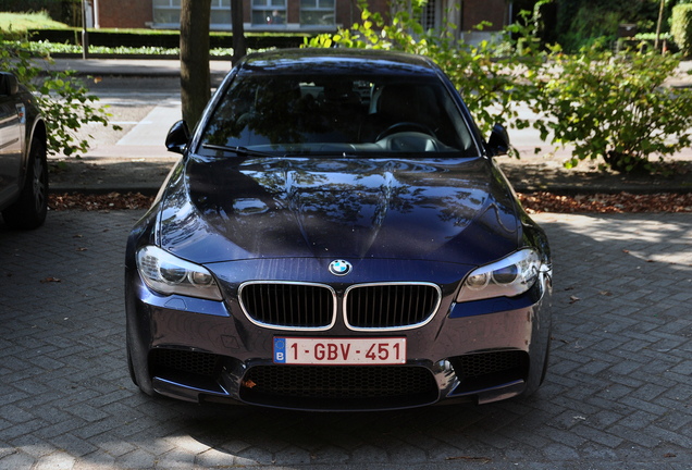 BMW M5 F10 2011