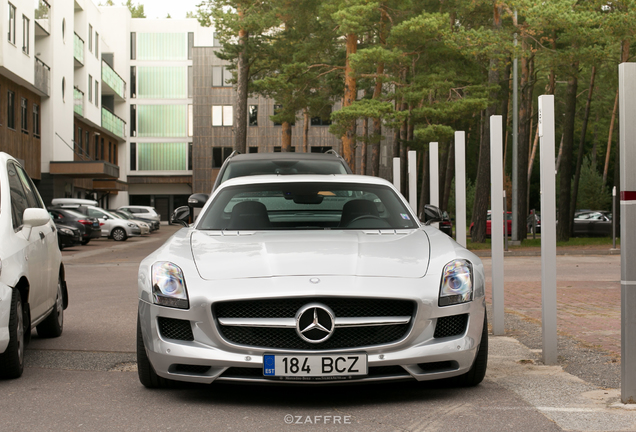 Mercedes-Benz SLS AMG