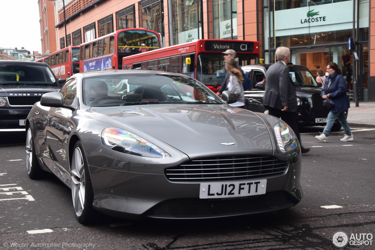 Aston Martin Virage 2011