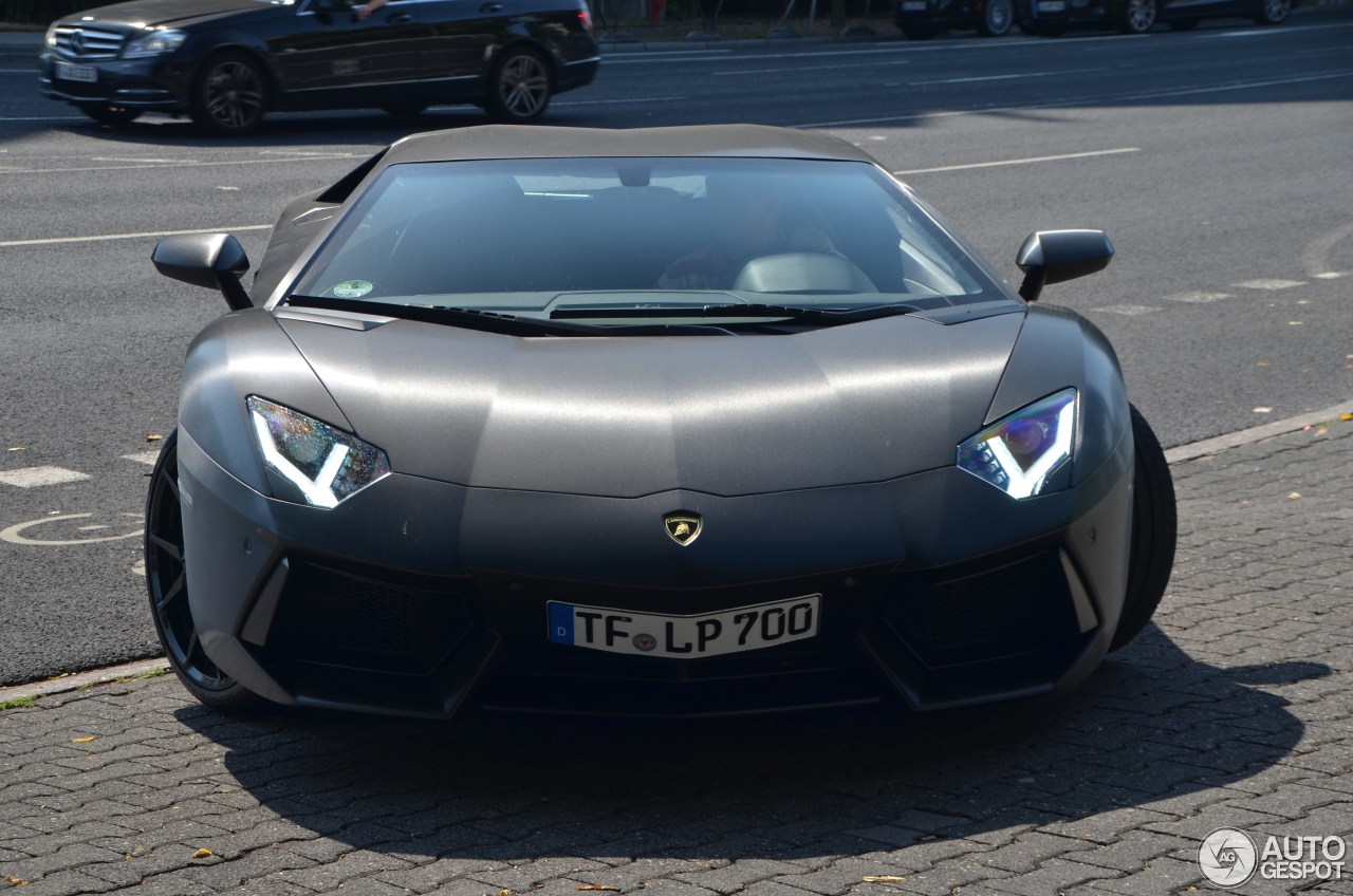 Lamborghini Aventador LP700-4