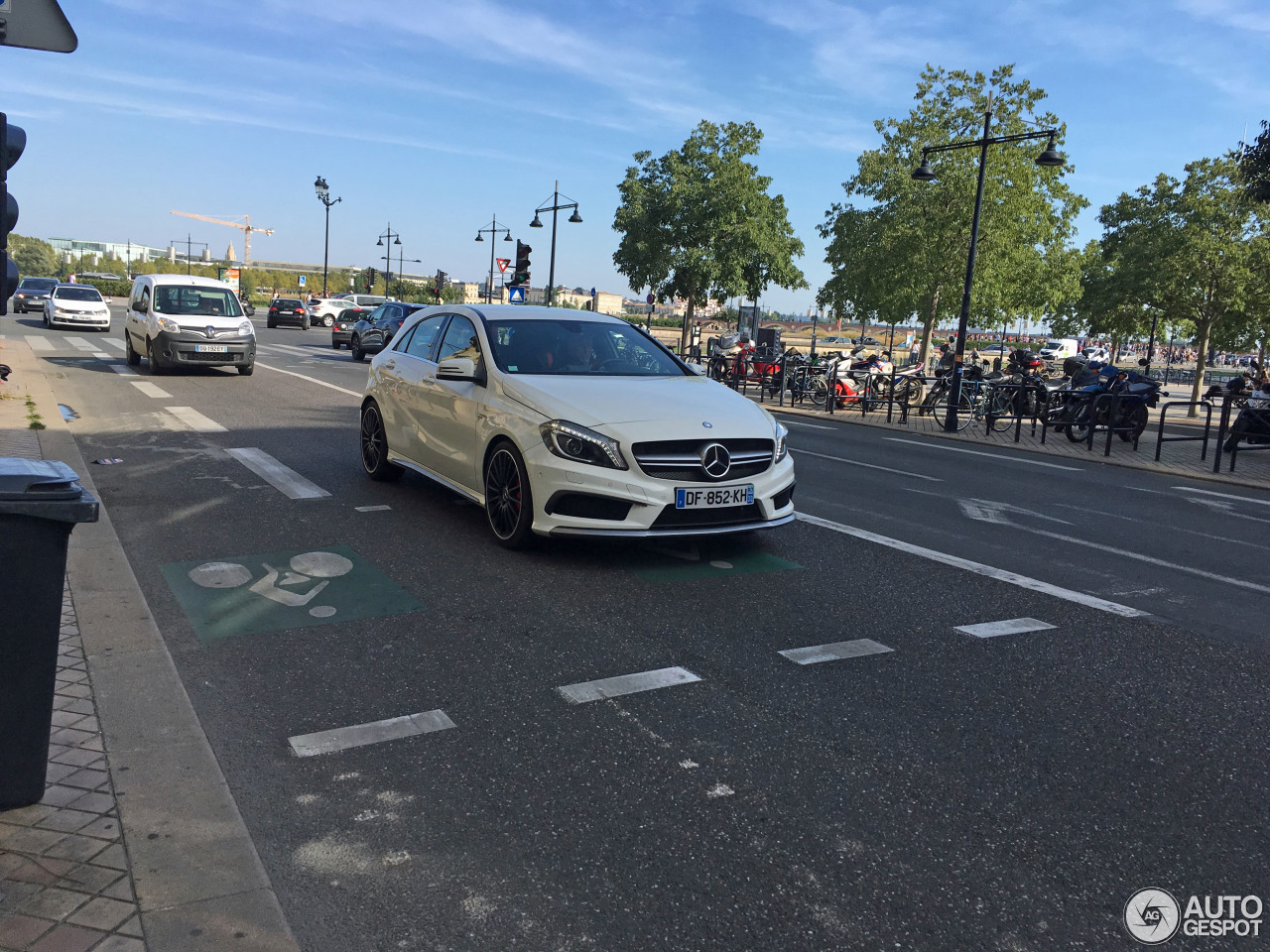 Mercedes-Benz A 45 AMG