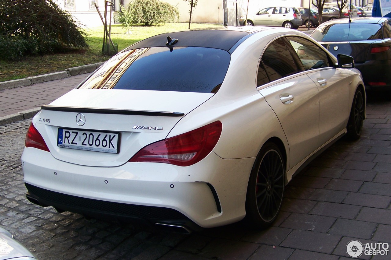 Mercedes-Benz CLA 45 AMG C117