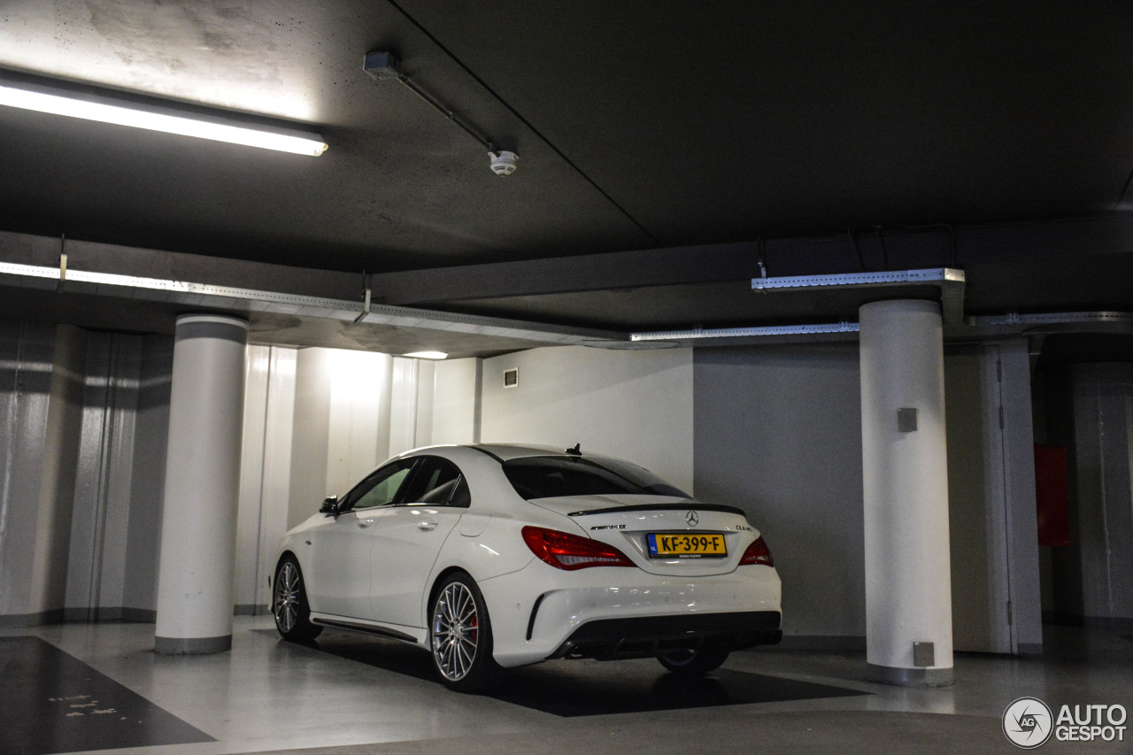 Mercedes-Benz CLA 45 AMG C117