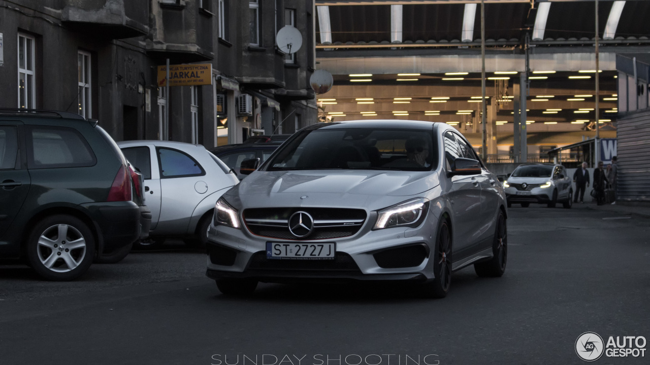 Mercedes-Benz CLA 45 AMG OrangeArt Edition C117