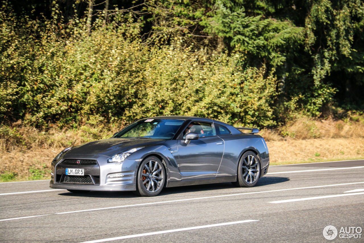 Nissan GT-R 2011