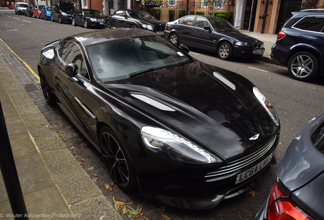 Aston Martin Vanquish 2013