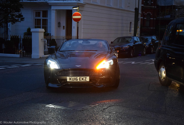 Aston Martin Vanquish Volante